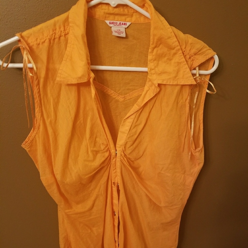 Guess Top